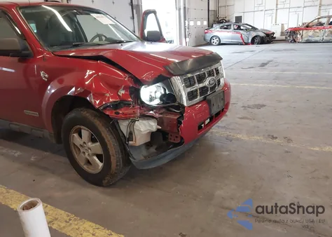 2008 Ford Escape Xlt z USA, uszkodzony, nr VIN 1FMCU93128KC98735